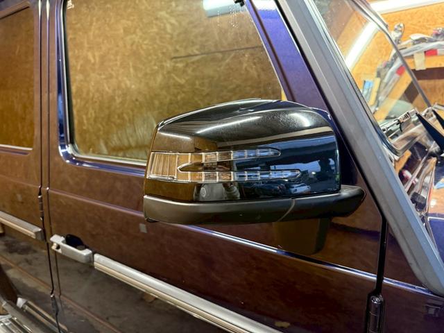 Ｇクラス Ｇ５００Ｌ　４ＷＤ　左ハンドル　バックカメラ　クリアランスソナー　パワーシート　サンルーフ　オートライト　ヘッドライトウォッシャー　アルミホイール　シートヒーター　ＡＴ　エアコン　パワーステアリング（42枚目）