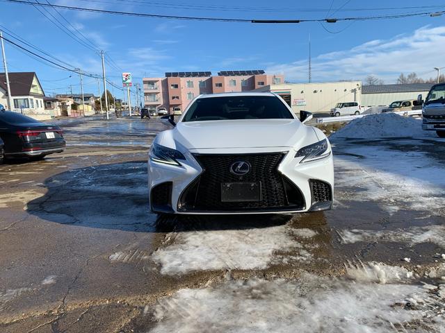 LS LS500h Fスポーツ 4WD バックカメラ シートヒーター オートマチックハイビーム スマートキー 100V電源 Bluetooth接続(2枚目)