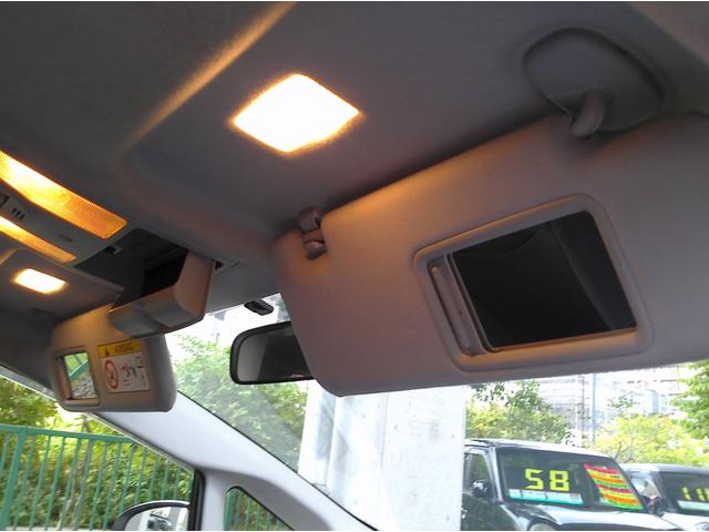 プリウス Ｓ　車検Ｒ９年５月　純正ナビＴＶ　バックカメラ　ＣＤ　ブルートゥース　ＨＩＤ　フォグ　Ｆガラス熱線　オートライト　ステアリングスイッチ　ＡＡＣ　スマートキー　ＥＴＣ　１５ＡＷ　２０２３年製ＶＲＸ２（35枚目）