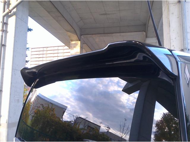 N-BOXカスタム G・Lパッケージ 4WD フルエアロ ナビTV バックカメラ ブルートゥース 左パワスラ HID フォグ ETC シートヒーター 15AW 新品タイヤ オートライト スマートキー 横滑り防止機能 ミラーヒーター(8枚目)