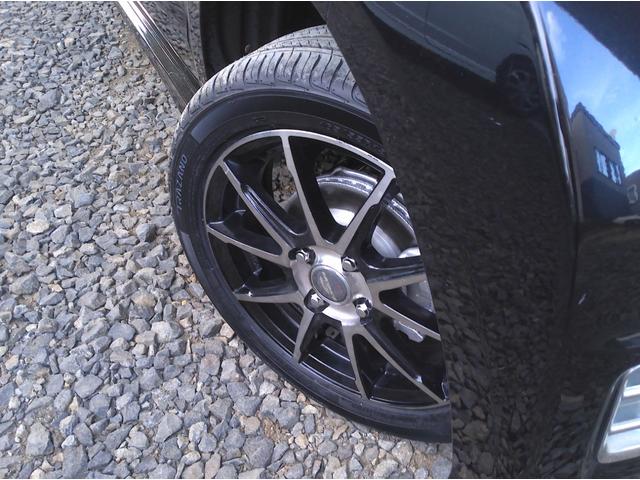 N-BOXカスタム G・Lパッケージ 4WD フルエアロ ナビTV バックカメラ ブルートゥース 左パワスラ HID フォグ ETC シートヒーター 15AW 新品タイヤ オートライト スマートキー 横滑り防止機能 ミラーヒーター(10枚目)