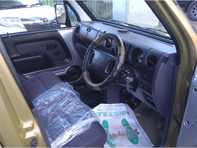 ネイキッド ターボG リミテッド 4WD ターボ 丸目HIDヘッドライト イエローフォグランプ 13インチメッキAW ETC ABS CDコンポ キーレス ドアバイザー Wエアバッグ(9枚目)