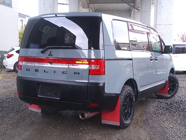 デリカＤ：５ Ｇ　パワーパッケージ　８インチナビＴＶ　バックカメラ　ブルートゥース　リフトアップ　ホワイトレターＡ／Ｔタイヤ　マッドフラップ　パワスラ　マフラー　ＡＡＣ　ＨＩＤ　フォグ　クルコン　オートライト　ＥＴＣ　スマートキー（2枚目）