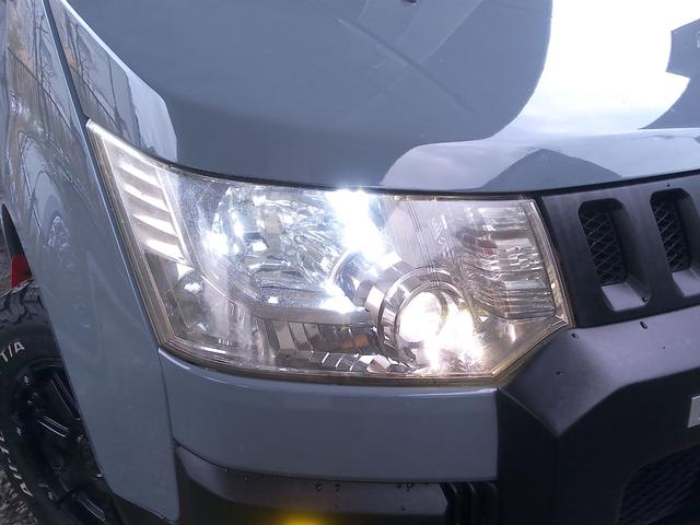 デリカＤ：５ Ｇ　パワーパッケージ　８インチナビＴＶ　バックカメラ　ブルートゥース　リフトアップ　ホワイトレターＡ／Ｔタイヤ　マッドフラップ　パワスラ　マフラー　ＡＡＣ　ＨＩＤ　フォグ　クルコン　オートライト　ＥＴＣ　スマートキー（4枚目）