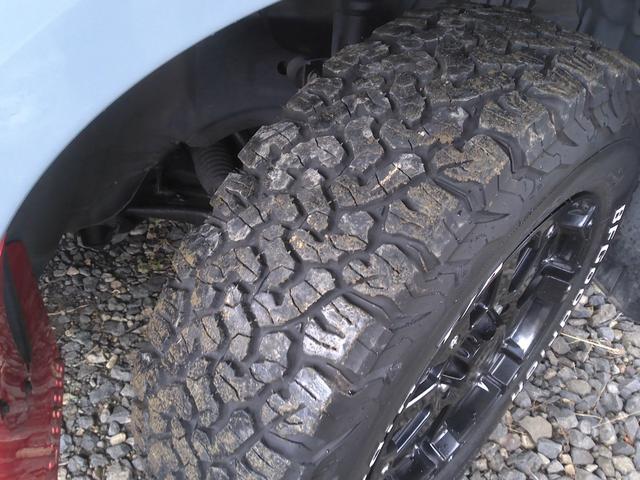 デリカＤ：５ Ｇ　パワーパッケージ　８インチナビＴＶ　バックカメラ　ブルートゥース　リフトアップ　ホワイトレターＡ／Ｔタイヤ　マッドフラップ　パワスラ　マフラー　ＡＡＣ　ＨＩＤ　フォグ　クルコン　オートライト　ＥＴＣ　スマートキー（11枚目）