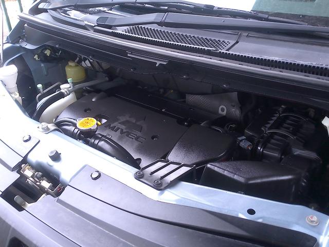 デリカＤ：５ Ｇ　パワーパッケージ　８インチナビＴＶ　バックカメラ　ブルートゥース　リフトアップ　ホワイトレターＡ／Ｔタイヤ　マッドフラップ　パワスラ　マフラー　ＡＡＣ　ＨＩＤ　フォグ　クルコン　オートライト　ＥＴＣ　スマートキー（14枚目）