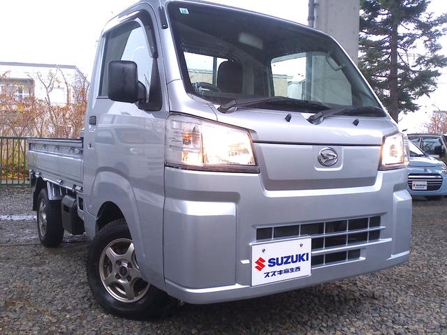 ハイゼットトラック スタンダード　５ＭＴ　検Ｒ８／１０　純正オーディオ　三方開トラック　１２ＡＷ　オートライト　横滑り防止機能　アイドリングストップ　パーキングソナー　荷台収納ボックス　記録簿　Ｗエアバッグ（3枚目）