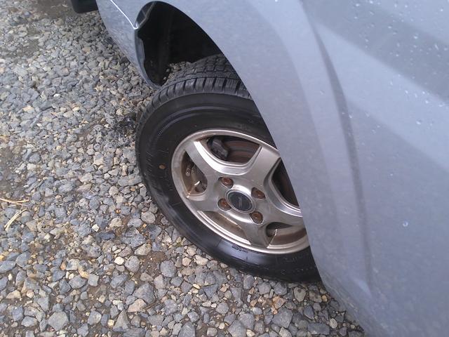 ハイゼットトラック スタンダード　５ＭＴ　検Ｒ８／１０　純正オーディオ　三方開トラック　１２ＡＷ　オートライト　横滑り防止機能　アイドリングストップ　パーキングソナー　荷台収納ボックス　記録簿　Ｗエアバッグ（11枚目）