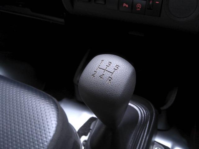 ハイゼットトラック スタンダード　５ＭＴ　検Ｒ８／１０　純正オーディオ　三方開トラック　１２ＡＷ　オートライト　横滑り防止機能　アイドリングストップ　パーキングソナー　荷台収納ボックス　記録簿　Ｗエアバッグ（12枚目）