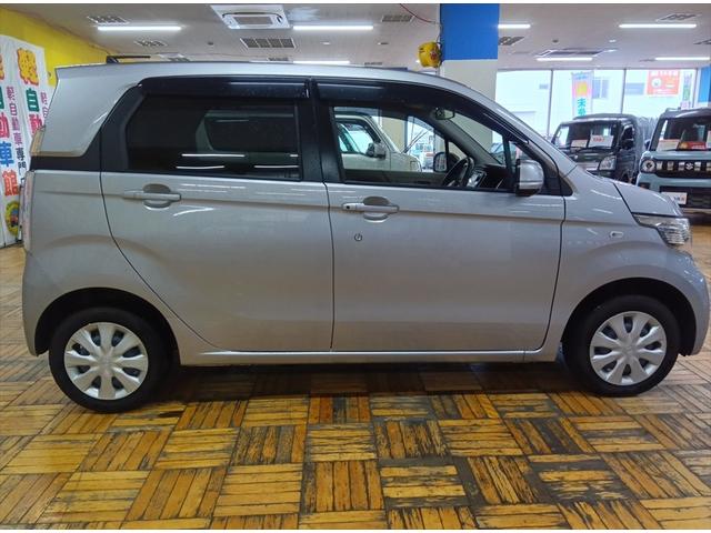 N-WGN G 4WD 禁煙車 電動格納ミラ- iストップ Sキー USB接続 横滑り防止システム シ-トヒ-タ- 盗難防止 AUTOエアコン 助手席エアバック 運転席エアバック ABS パワーウィンドウ CD(4枚目)