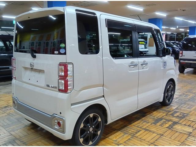 ウェイク Ｇ　ＳＡ　ターボ　純正８インチナビ　４ＷＤ　Ｂｌｕｅｔｏｏｔｈ　バックカメラ　ＴＶ　両側パワースライドドア　盗難防止装置　禁煙車　ＬＥＤランプ　横滑り防止　ＥＴＣ車載器　運転席シートヒーター　ＵＳＢ　ＤＶＤ再生（5枚目）