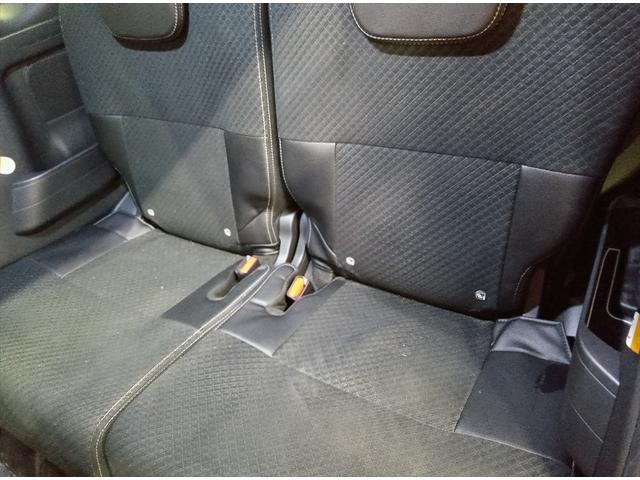 タント カスタムＸスタイルセレクション　４ＷＤ　衝突軽減ブレーキ　Ｂｌｕｅｔｏｏｔｈ　バックカメラ　社外ナビ　ＴＶ　両側パワースライドドア　アイドリングストップ車　ＬＥＤヘッド　コーナーセンサー　ＥＴＣ　シートヒーター　スマートキー　禁煙（17枚目）