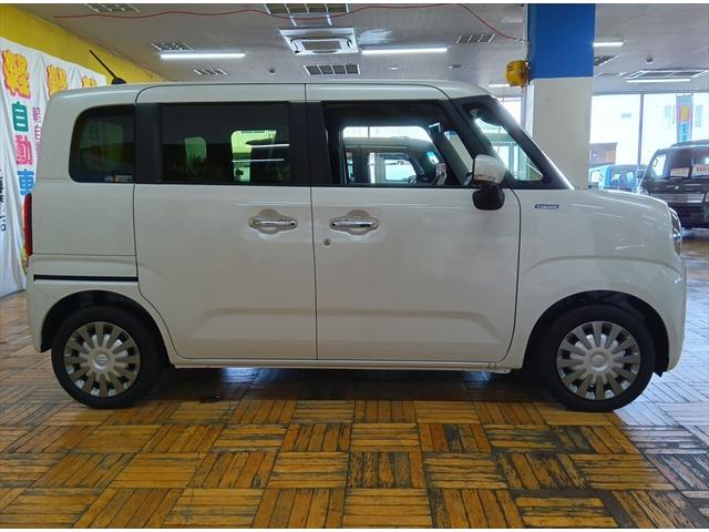 ワゴンRスマイル ハイブリッドX 全方位モニター 純正ナビTV スズキコネクト 4WD 衝突軽減ブレーキ Bluetooth 両側パワースライドドア 禁煙 レーダークルコン 前席シートヒーター 横滑り防止 サイドエアバッグ Aストップ(4枚目)