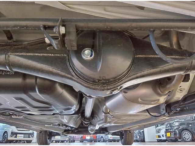 ワゴンRスマイル ハイブリッドX 全方位モニター 純正ナビTV スズキコネクト 4WD 衝突軽減ブレーキ Bluetooth 両側パワースライドドア 禁煙 レーダークルコン 前席シートヒーター 横滑り防止 サイドエアバッグ Aストップ(38枚目)