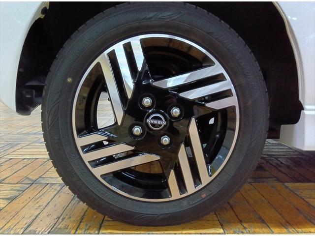 デイズ ハイウェイスター　Ｘ　アラウンドビューモニター　４ＷＤ　衝突軽減ブレーキ　踏み間違い防止　コーナーソナー　電格ミラー　ＥＳＣ　シートヒータ　禁煙車　ＵＳＢ　オートライト　ＬＥＤライト　インテリキー　アイドリングストップ（34枚目）