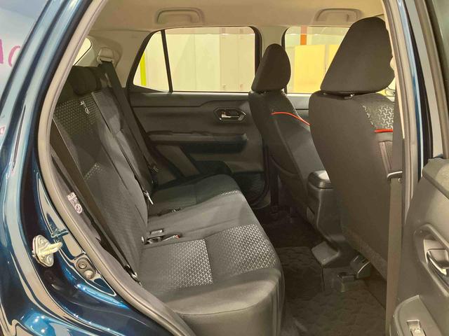 �V�ԁE���ÎԁE�T�[�r�X�H���̌^�X�܂ł��B���ÎԂ͂������A�_�C�n�c�̐V�Ԃ��̔����Ă���܂��̂Ő����x�����X�������I