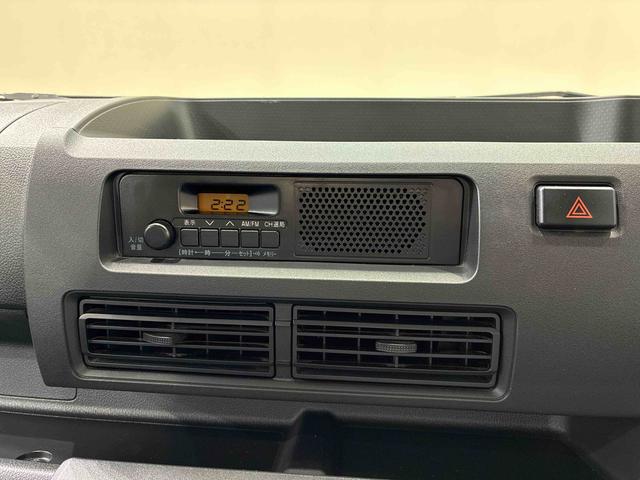 ハイゼットトラック スタンダード　４ＷＤ　アイドリングストップ　オートマチックハイビーム　衝突防止システム　レーンアシスト　記録簿　ワンオーナー　エアコン　パワーステアリング　エアバッグ　ＡＢＳ（9枚目）