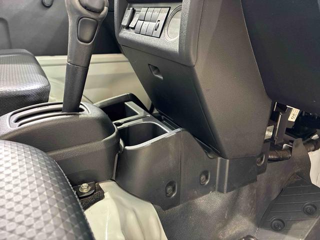 ハイゼットトラック スタンダード　４ＷＤ　アイドリングストップ　オートマチックハイビーム　衝突防止システム　レーンアシスト　記録簿　ワンオーナー　エアコン　パワーステアリング　エアバッグ　ＡＢＳ（26枚目）