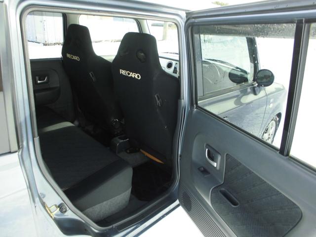 アルトラパン ＳＳ　５ＭＴ　４ＷＤ　ツインカムＩＣターボ　ＨＩＤ　減衰力調整式車高調ローダウン　調整式ラテラルロッド　柿本改マフラー　モモステ　外メーター　レカロシート　関東仕入れサビ無し（23枚目）