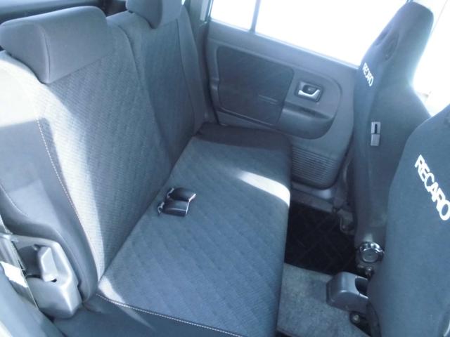 アルトラパン ＳＳ　５ＭＴ　４ＷＤ　ツインカムＩＣターボ　ＨＩＤ　減衰力調整式車高調ローダウン　調整式ラテラルロッド　柿本改マフラー　モモステ　外メーター　レカロシート　関東仕入れサビ無し（24枚目）