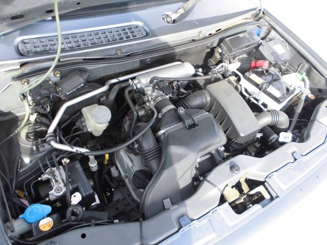 アルトラパン ＳＳ　５ＭＴ　４ＷＤ　ツインカムＩＣターボ　ＨＩＤ　減衰力調整式車高調ローダウン　調整式ラテラルロッド　柿本改マフラー　モモステ　外メーター　レカロシート　関東仕入れサビ無し（32枚目）