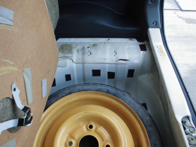 アルトワークス ＲＳ／Ｒ　５ＭＴ　４ＷＤ　ツインカムＩＣターボ　ＲＳ－Ｒダウンサス　社外ラテラルロッド　ＬＥＤヘッド　砲弾スポーツマフラー　タイベル交換済　ラッピング　社外ハンドル　ＥＴＣ　関東仕入れサビ無し　修復歴無し（27枚目）