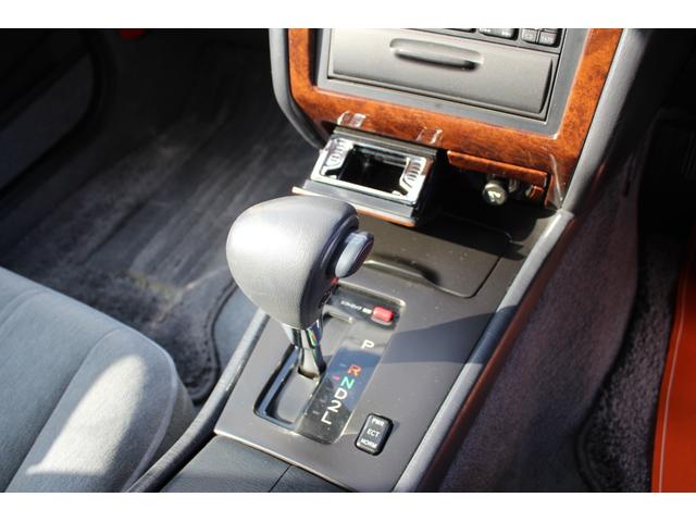 クラウン ロイヤルエクストラFour 4WD ワンオーナー 62000キロ 寒冷地仕様 新品アルミ 新品タイヤ 新品ダウンサス ミラーヒーター(36枚目)