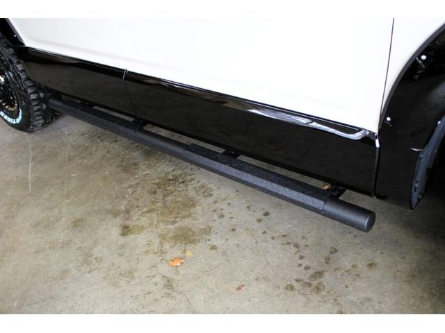 デリカＤ：５ Ｇ　パワーパッケージ　シャモニー仕様　フリップＤモニター　本州仕入　ＰＷバックドア　新品１．５インチリフトＵＰ　寒冷地仕様　新品タイヤ＆ホイール　新品ブルバー　新品リアラダー　新品ルーフラック　新品オーバーフェンダー（17枚目）