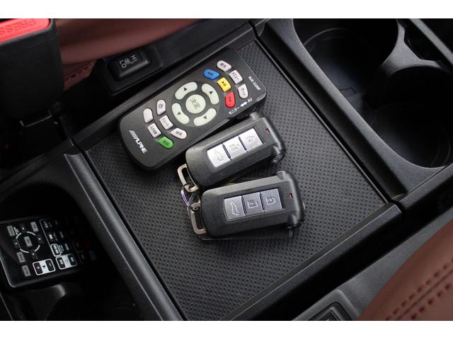 デリカＤ：５ Ｇ　パワーパッケージ　シャモニー仕様　フリップＤモニター　本州仕入　ＰＷバックドア　新品１．５インチリフトＵＰ　寒冷地仕様　新品タイヤ＆ホイール　新品ブルバー　新品リアラダー　新品ルーフラック　新品オーバーフェンダー（55枚目）