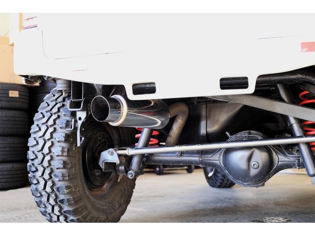 ジムニー ランドベンチャー　本州仕入　リフトアップ　新品１０インチオーディオ　新品ＬＥＤヘッドライト　社外マフラー　ＬＥＤテール　新品スキッドプレート　新品ラプターグリル（8枚目）