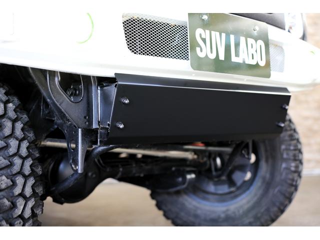 ジムニー ランドベンチャー　本州仕入　リフトアップ　新品１０インチオーディオ　新品ＬＥＤヘッドライト　社外マフラー　ＬＥＤテール　新品スキッドプレート　新品ラプターグリル（15枚目）
