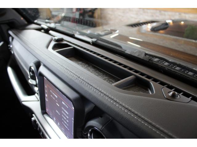 ジープ・ラングラー 80thアニバーサリーエディション 4WD ユーザー買取車 禁煙車 100台限定車 正規ディーラー車 距離無制限半年保証付き(53枚目)