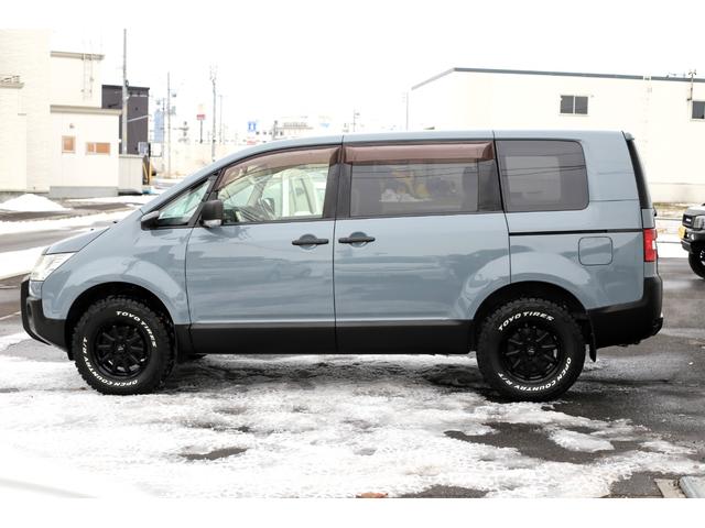 デリカＤ：５ Ｇ　パワーパッケージ　４ＷＤ　ブルーグレー全塗装　本州仕入　フリップダウンモニター　新品ＴＯＹＯタイヤ＆新品アルミ　寒冷地仕様　両側電動スライド（15枚目）