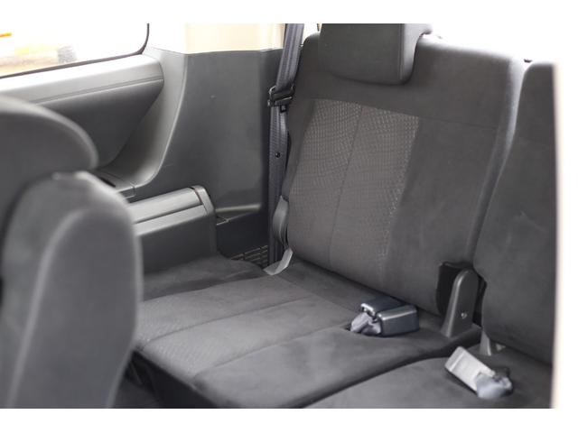 デリカＤ：５ Ｇ　パワーパッケージ　４ＷＤ　ブルーグレー全塗装　本州仕入　フリップダウンモニター　新品ＴＯＹＯタイヤ＆新品アルミ　寒冷地仕様　両側電動スライド（52枚目）