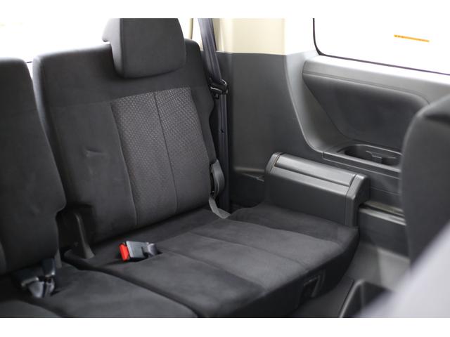 デリカＤ：５ Ｇ　パワーパッケージ　４ＷＤ　ブルーグレー全塗装　本州仕入　フリップダウンモニター　新品ＴＯＹＯタイヤ＆新品アルミ　寒冷地仕様　両側電動スライド（53枚目）