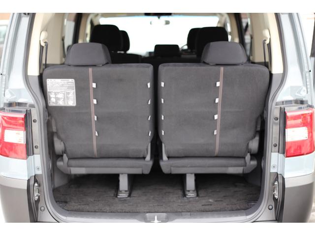 デリカＤ：５ Ｇ　パワーパッケージ　４ＷＤ　ブルーグレー全塗装　本州仕入　フリップダウンモニター　新品ＴＯＹＯタイヤ＆新品アルミ　寒冷地仕様　両側電動スライド（54枚目）