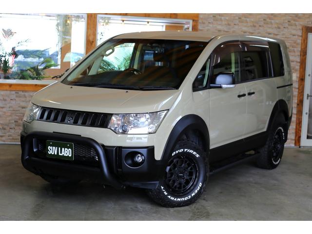 デリカＤ：５ Ｄ　プレミアム　ラングラーベージュ全塗装　新品１．５インチリフトＵＰ　新品タイヤ　新品アルミ　本州仕入　新品ブルバー　新品サイドステップ　両側パワスラ　ＰＷバックドア（6枚目）