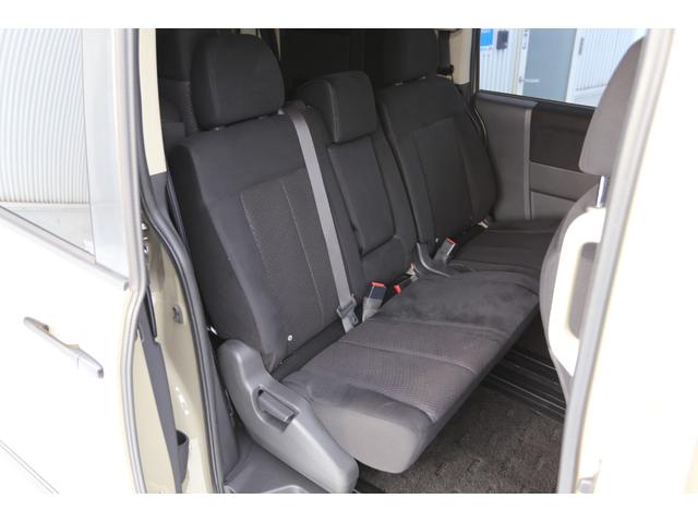 デリカＤ：５ Ｄ　プレミアム　ラングラーベージュ全塗装　新品１．５インチリフトＵＰ　新品タイヤ　新品アルミ　本州仕入　新品ブルバー　新品サイドステップ　両側パワスラ　ＰＷバックドア（56枚目）