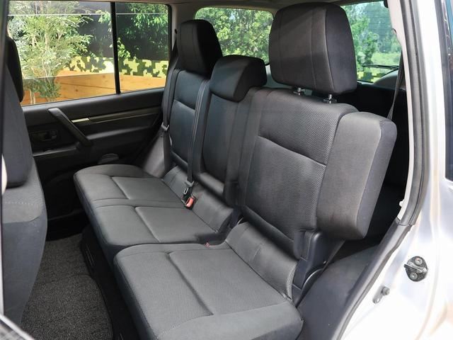 ロング GR 禁煙車 5MT車 4WD SDナビ バックカメラ HIDヘッドライト オートエアコン リアフォグ ETC 純正アルミホイール オートライト(30枚目)