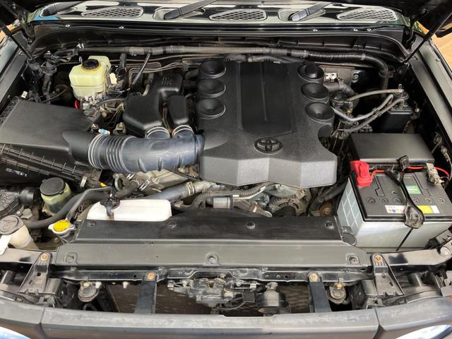 ブラックカラーパッケージ 禁煙車 4WD 寒冷地仕様 SDナビ フルセグTV バックカメラ クルーズコントロール HIDヘッドライト クリアランスソナー 横滑り防止機能(20枚目)