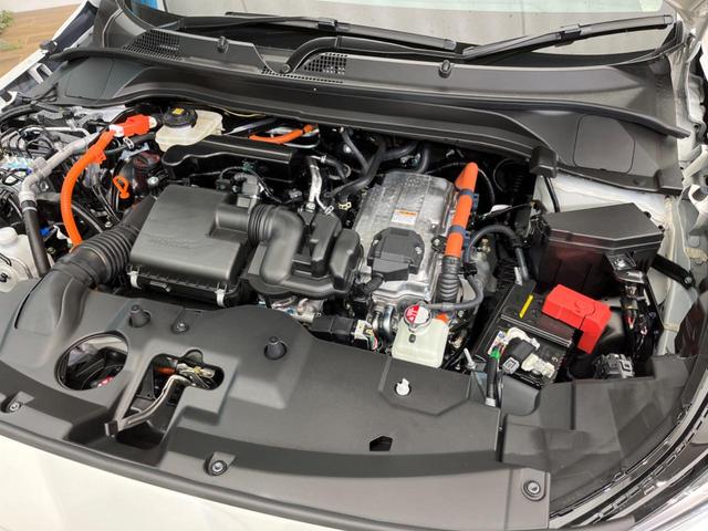 e:HEV X 4WD 登録済未使用車 寒冷地仕様 衝突被害軽減装置 アダプティブクルーズ クリアランスソナー シートヒーター LEDヘッドライト オートライト 横滑り防止装置 純正16インチアルミホイール(19枚目)