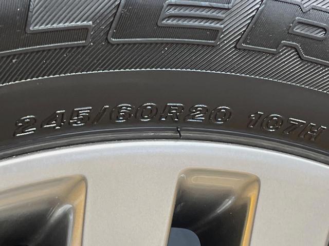ＦＪクルーザー ファイナルエディション　ディスプレイオーディオ　バックカメラ　フルセグＴＶ　クルーズコントロール　クリアランスソナー　禁煙車　フロントフォグ　リヤフォグ　ＬＥＤヘッドライト　純正２０インチアルミ　キーレス　ＥＴＣ（48枚目）
