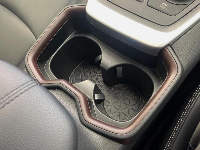 ＲＡＶ４ ハイブリッドＧ　４ＷＤ　純正９インチナビ　レーダークルーズコントロール　ステアリングヒーター　パワーバックドア　前席シートヒーター　オートハイビーム　ルーフキャリア　パワーシート　シートメモリー　バックカメラ（56枚目）