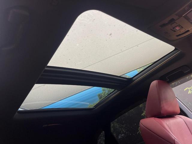 ＲＸ ＲＸ４５０ｈ　Ｆスポーツ　４ＷＤ　サンルーフ　１２．３インチワイドナビ　全周囲カメラ　衝突軽減　シートベンチレーション　パワーバックドア　ステアリングヒーター　ＥＴＣ　レーダークルーズ　パワーシート　純正アルミホイール（3枚目）