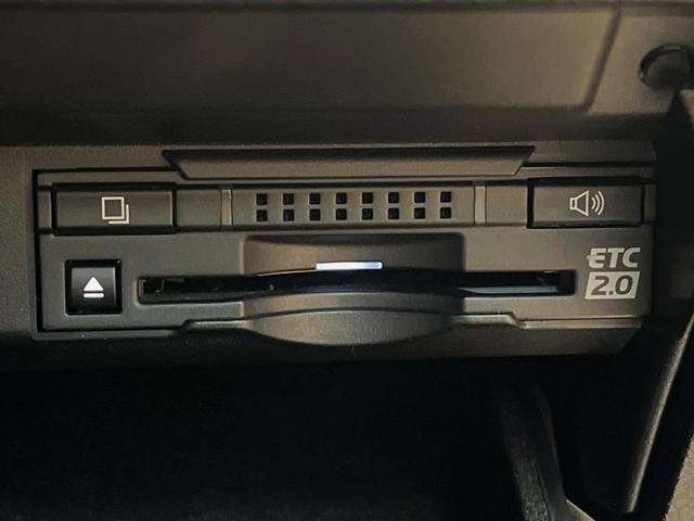 ＲＸ ＲＸ４５０ｈ　Ｆスポーツ　４ＷＤ　サンルーフ　１２．３インチワイドナビ　全周囲カメラ　衝突軽減　シートベンチレーション　パワーバックドア　ステアリングヒーター　ＥＴＣ　レーダークルーズ　パワーシート　純正アルミホイール（33枚目）