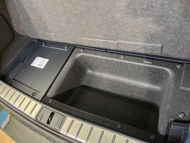 ＲＸ ＲＸ４５０ｈ　Ｆスポーツ　４ＷＤ　サンルーフ　１２．３インチワイドナビ　全周囲カメラ　衝突軽減　シートベンチレーション　パワーバックドア　ステアリングヒーター　ＥＴＣ　レーダークルーズ　パワーシート　純正アルミホイール（53枚目）