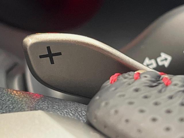 ＲＸ ＲＸ４５０ｈ　Ｆスポーツ　４ＷＤ　サンルーフ　１２．３インチワイドナビ　全周囲カメラ　衝突軽減　シートベンチレーション　パワーバックドア　ステアリングヒーター　ＥＴＣ　レーダークルーズ　パワーシート　純正アルミホイール（65枚目）