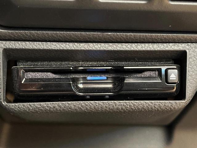 フォレスター アドバンス　４ＷＤ　純正８型ＳＤナビ　アイサイト　デジタルインナーミラー　バックカメラ　フロントサイドカメラ　パワーバックドア　ＥＴＣ　レーダクルーズコントロール　ルーフレール　全席シートヒーター　パワーシート（9枚目）