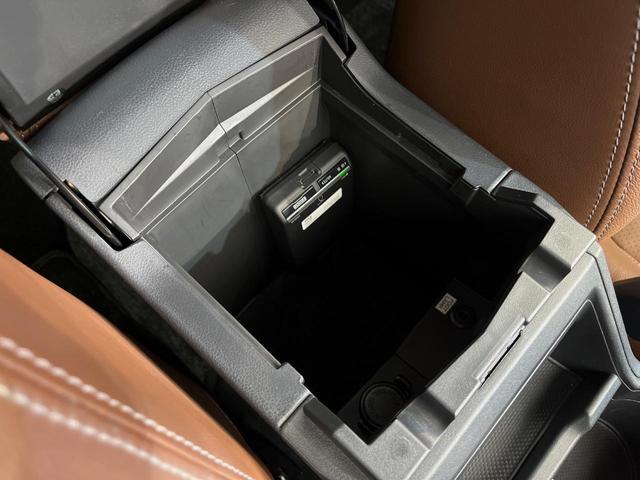 フォレスター アドバンス　４ＷＤ　純正８型ＳＤナビ　アイサイト　デジタルインナーミラー　バックカメラ　フロントサイドカメラ　パワーバックドア　ＥＴＣ　レーダクルーズコントロール　ルーフレール　全席シートヒーター　パワーシート（60枚目）