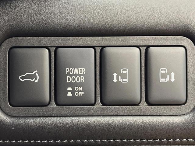 デリカD:5 P 10インチ純正ナビ マルチアラウンドモニター 7人乗り 禁煙車 両側電動ドア シートヒーター ブラインドスポットモニター レーダークルーズコントロール LEDヘッドライト 衝突軽減装置 ETC(5枚目)